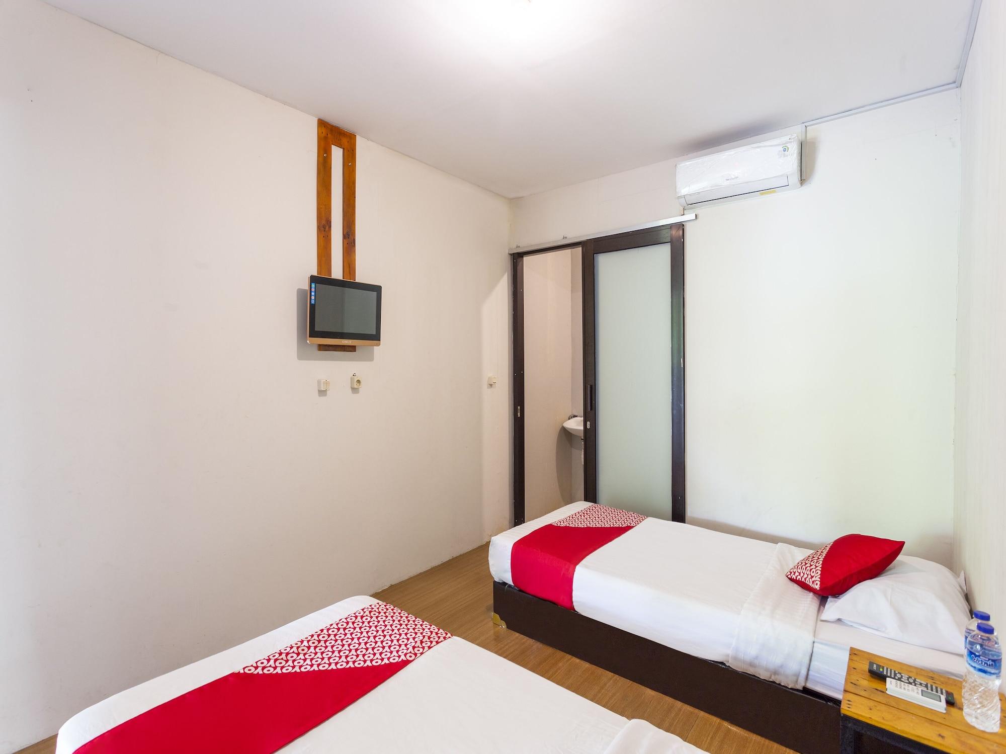 Oyo 883 Pavo Resort Bogor Ngoại thất bức ảnh